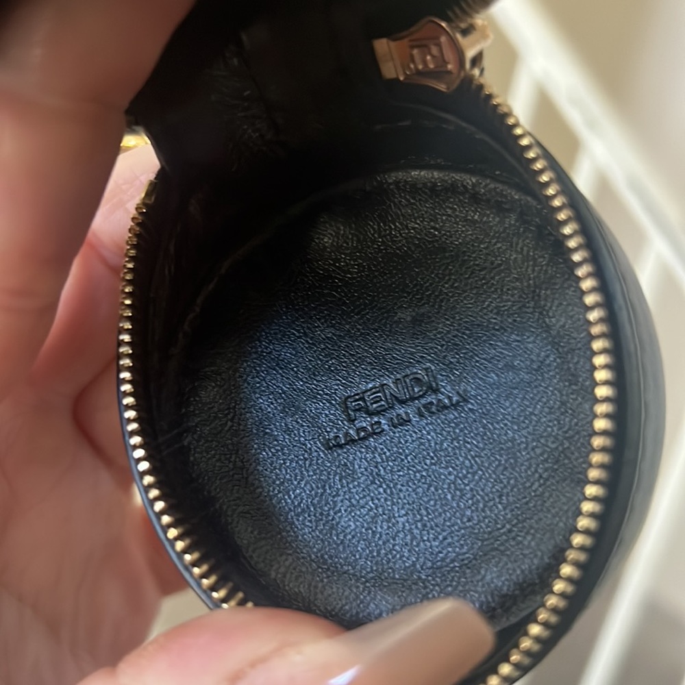 Fendi Bag - Picture 4 of 5